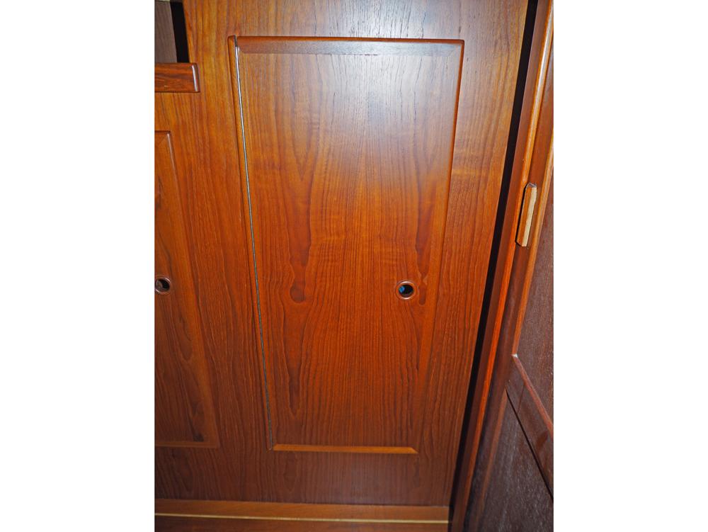 Aft cabin, Accommodation